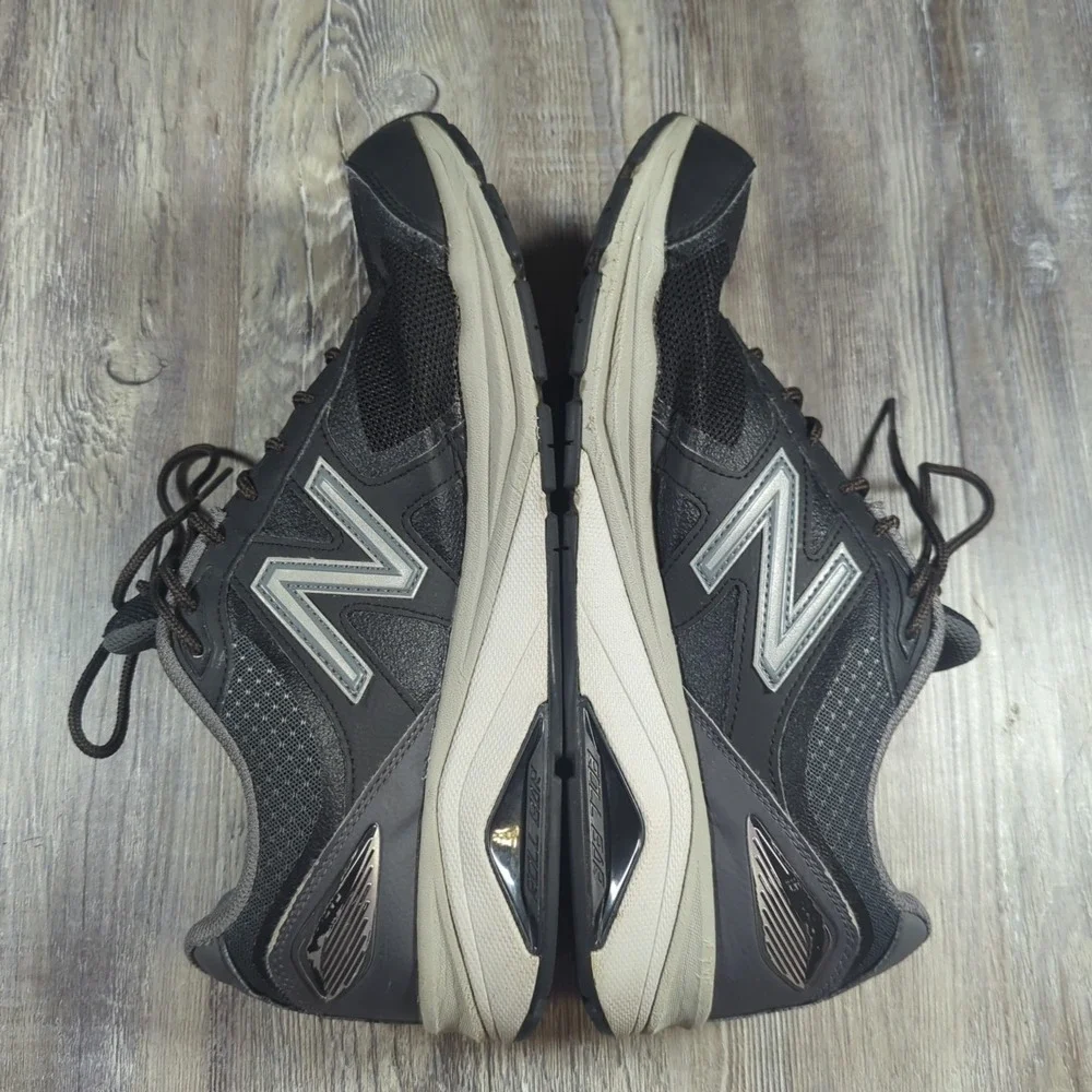 New Balance 1540v3 Running Sneakers Men's Size 12 D Gray Low Top Comfort Shoes